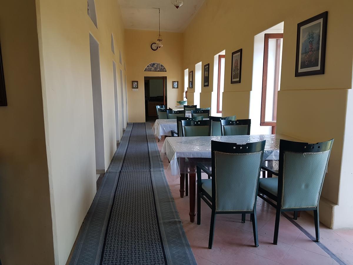 Kesar Bhawan Palace Mount Abu Εξωτερικό φωτογραφία
