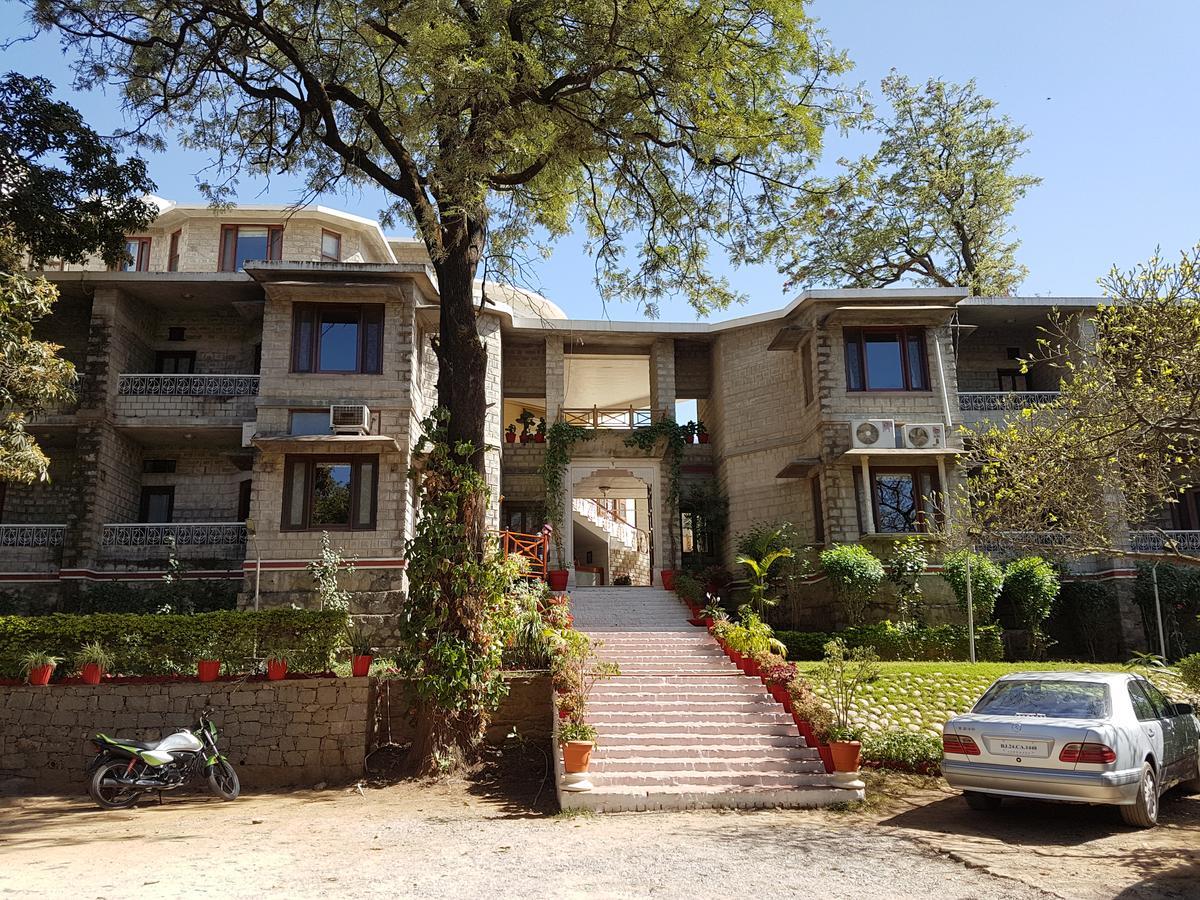 Kesar Bhawan Palace Mount Abu Εξωτερικό φωτογραφία