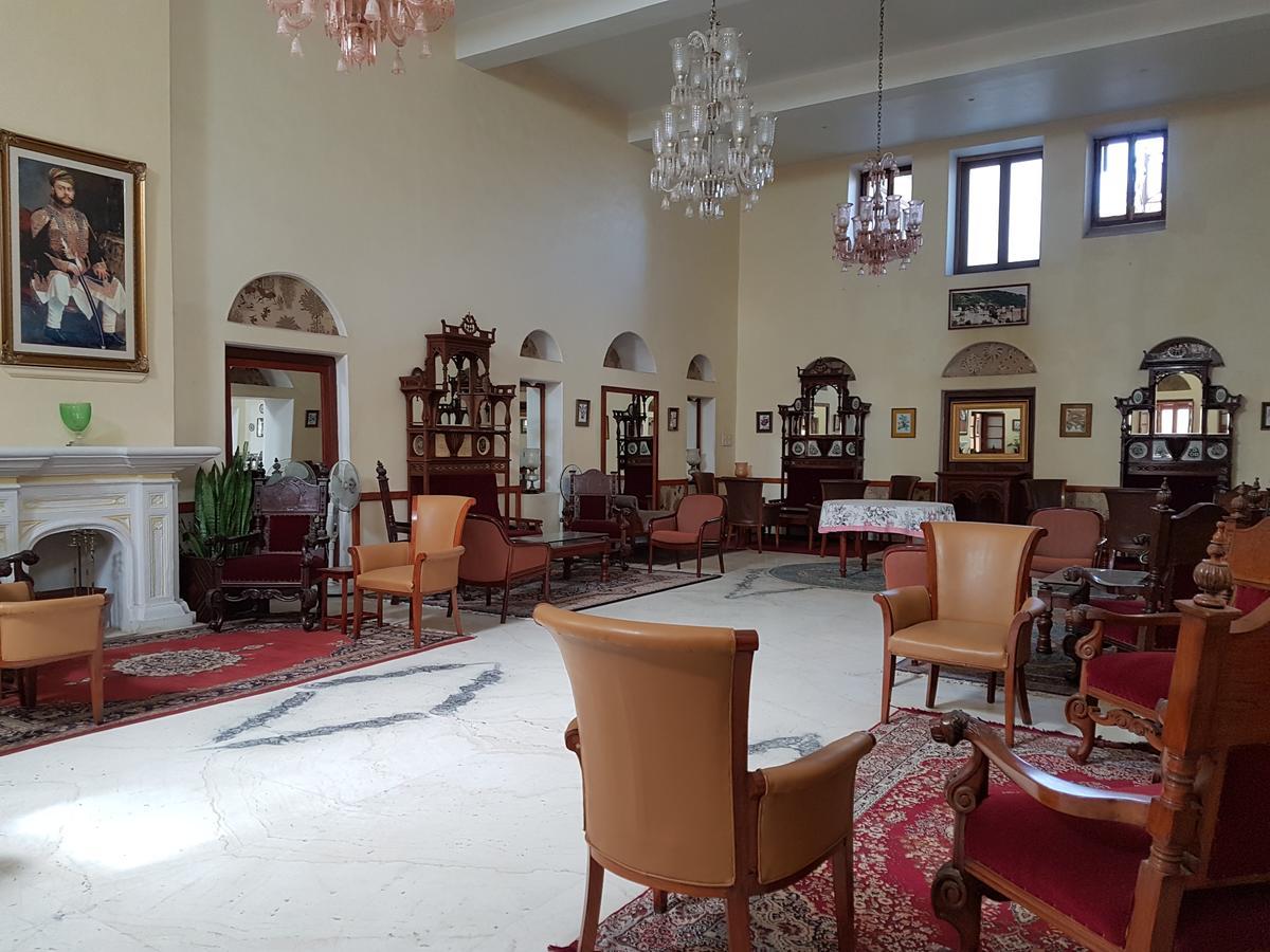 Kesar Bhawan Palace Mount Abu Εξωτερικό φωτογραφία